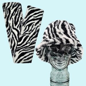 8 Other Reasons Hat & Scarf Set Black White Faux Fur Zebra Print Animal Print